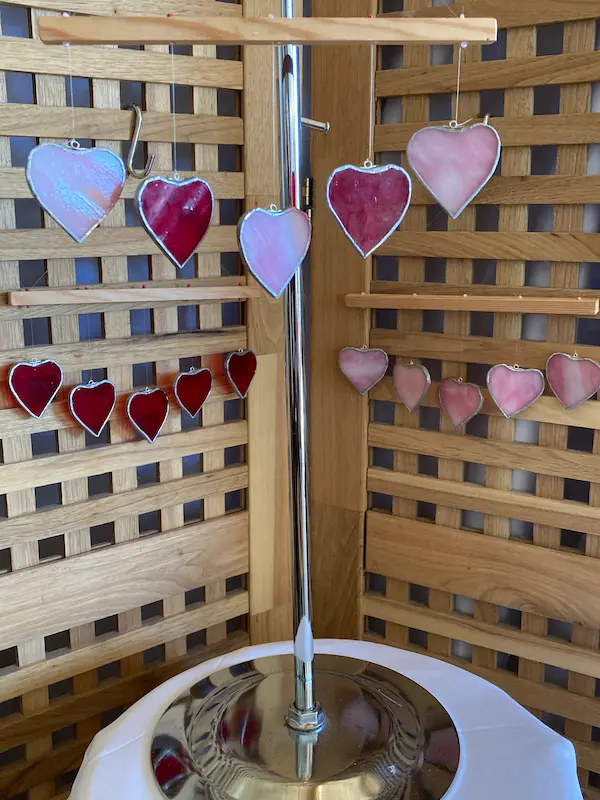 Suspension with hearts