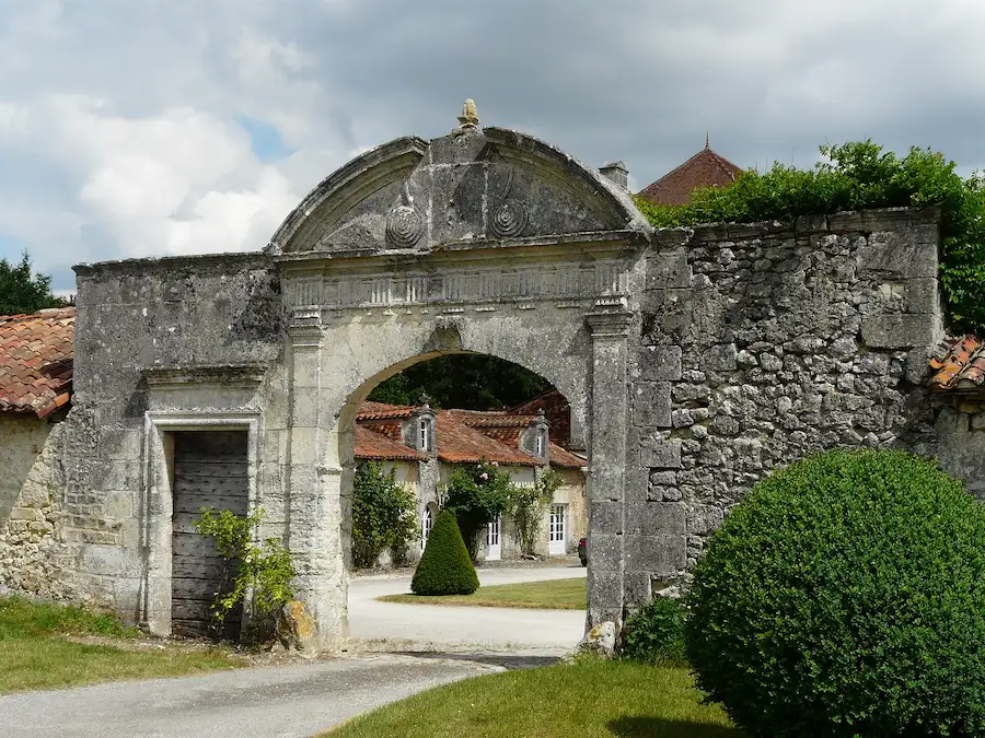 castle clauzouroux